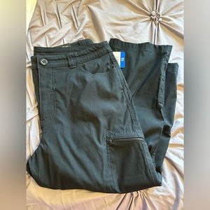 Women’s Black Cargos Eddie Bauer Size 10